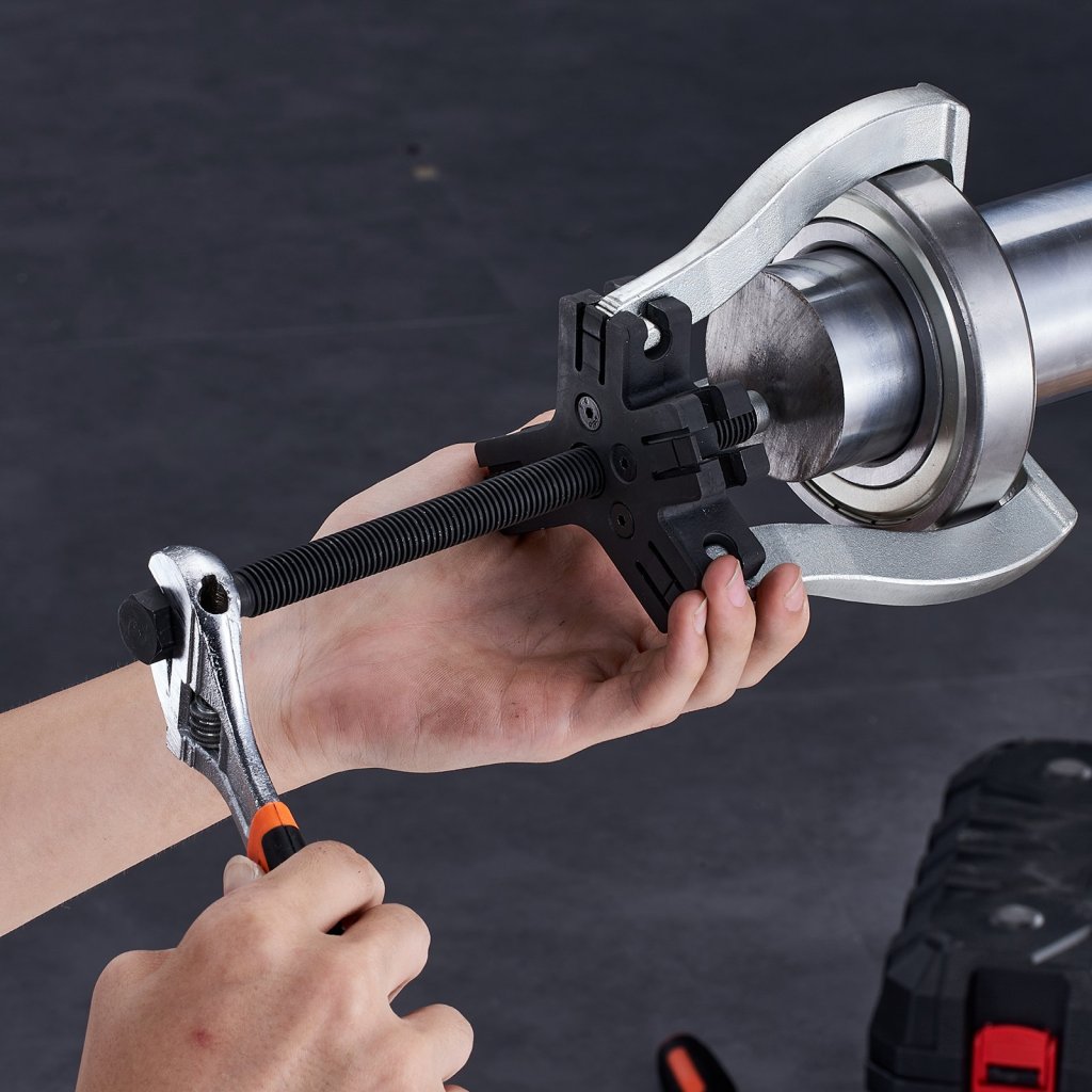 MAIN_17992-4_us-zslmj237inch3c9jfv0-original-img-v1-gear-puller-m100-1-12