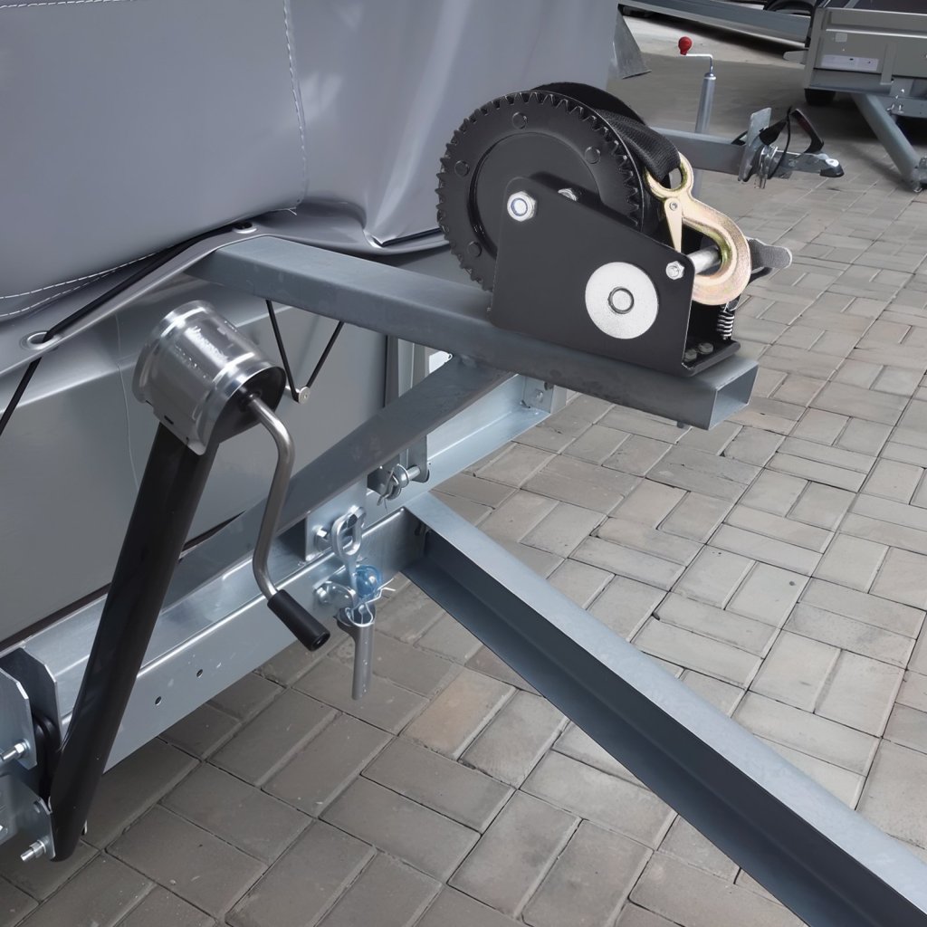 23434-3_us-cysdjp2000bdi2ouwv0-original-img-v1-hand-winch-m100-1-12