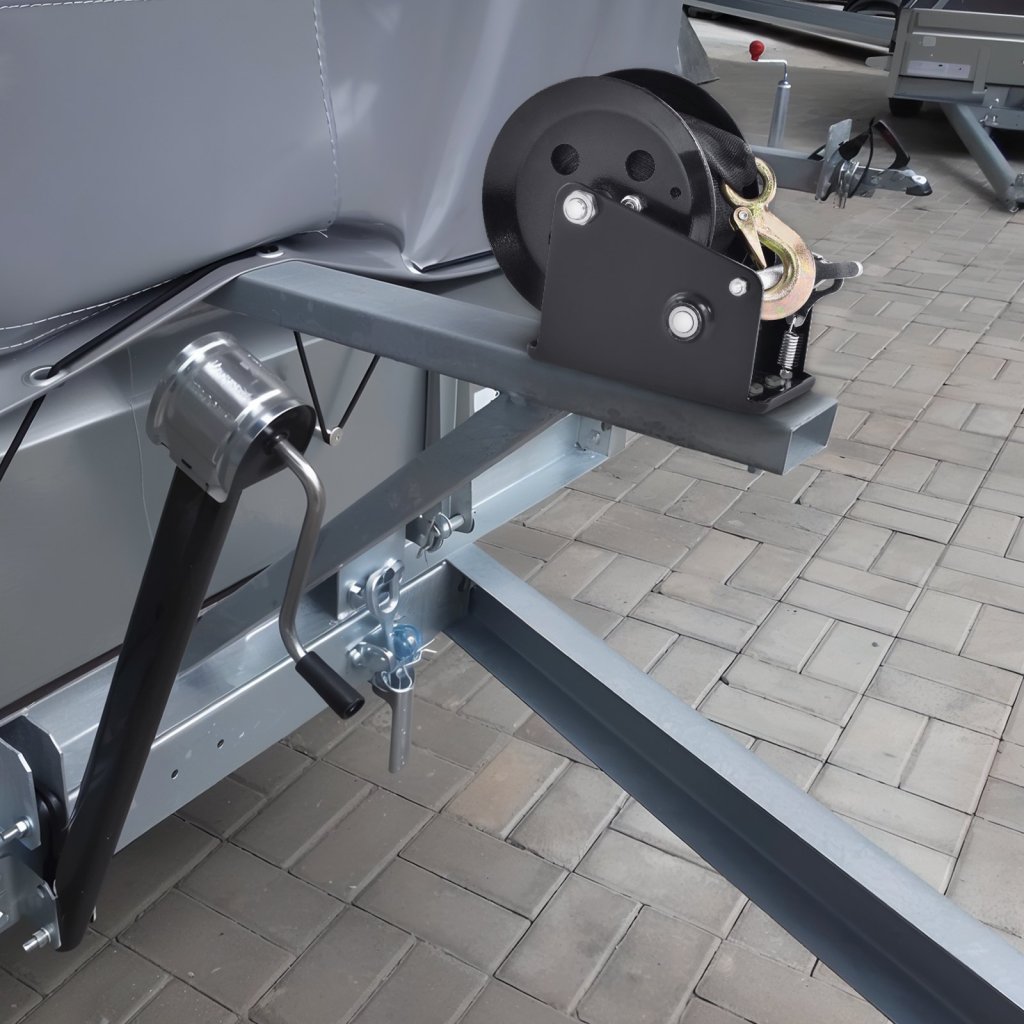 23443-4_us-cysdjp1600bdkmhdev0-original-img-v1-hand-winch-m100-1-12