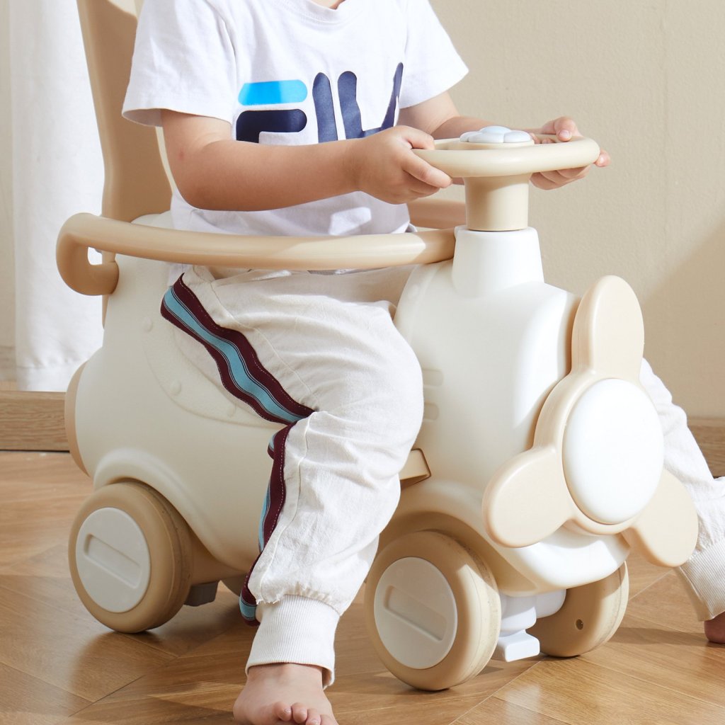 Konik bujany dla dzieci z trampoliną 5 w 1 dla maluchów