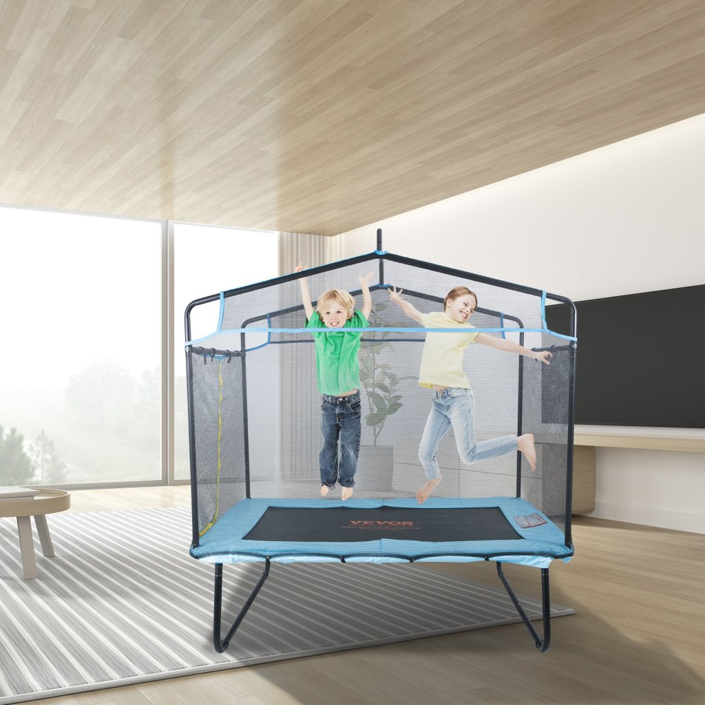 Trampolina dla dzieci z siatką zabezpieczającą