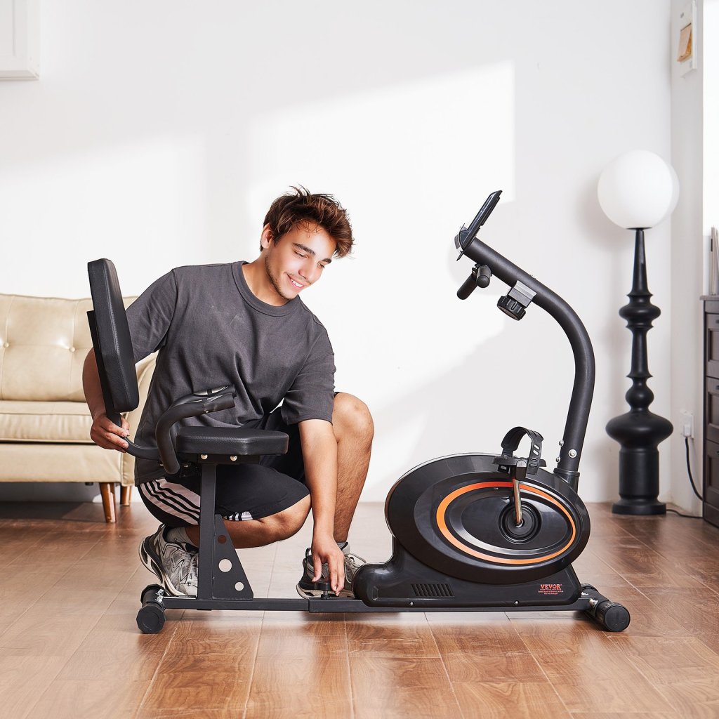 MAIN_25788-4_us-wsjscbkdjczpjfgosv9-original-img-v1-exercise-bike-m100-1-12
