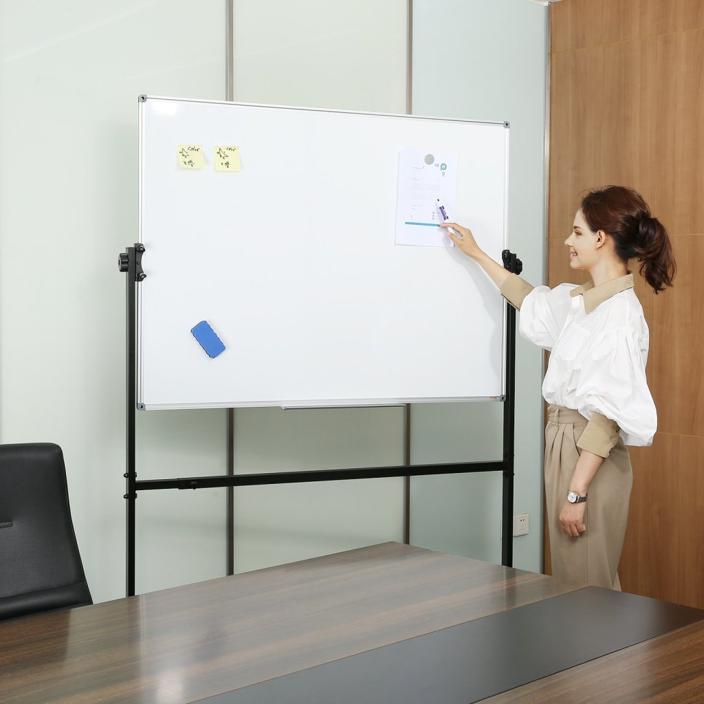 MAIN_15589-4_us-bb4832ycdlydvru6fv0-original-img-v1-rolling-whiteboard-m100-1-12