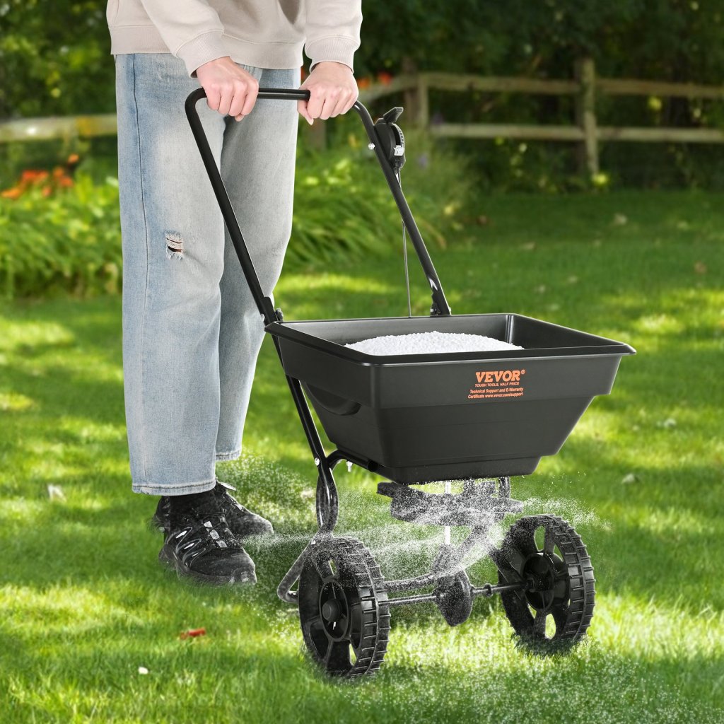 MAIN_15040-4_us-tcsbj25lbs8y3qyamv0-original-img-v2-turf-spreader-m100-1-12