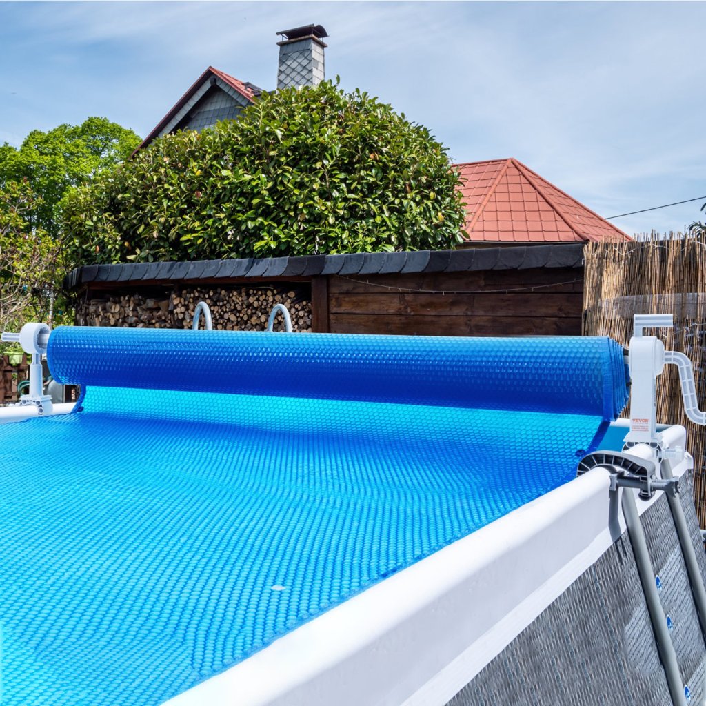 MAIN_15049-4_us-ycgjpdsyc20fr4aqzv0-original-img-v1-pool-cover-reel-m100-1-12