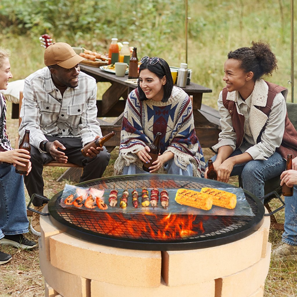 MAIN_15217-4_us-yxskkwchsyx301hi2v0-original-img-v1-fire-pit-grill-m100-1-12