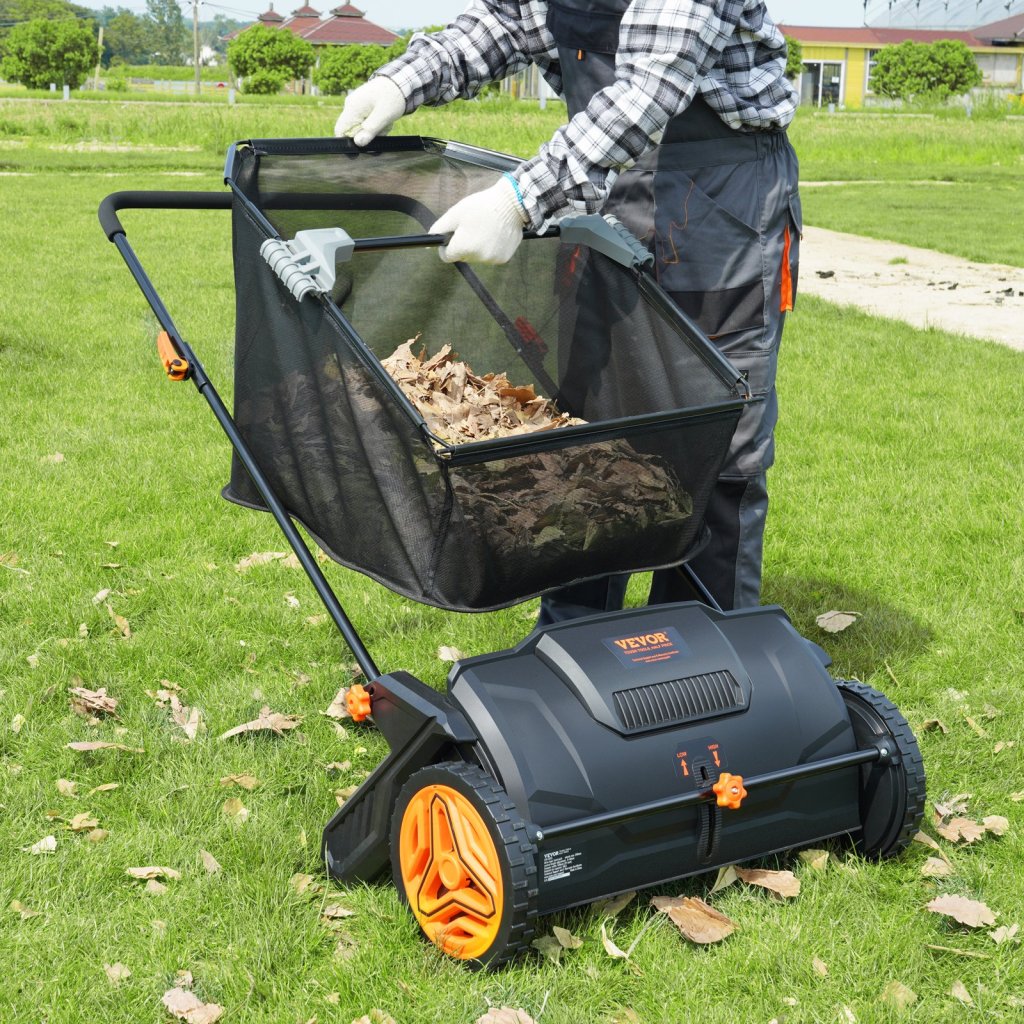 MAIN_20725-4_us-s35cuft21inchnvk3v0-original-img-v1-lawn-sweeper-m100-1-12