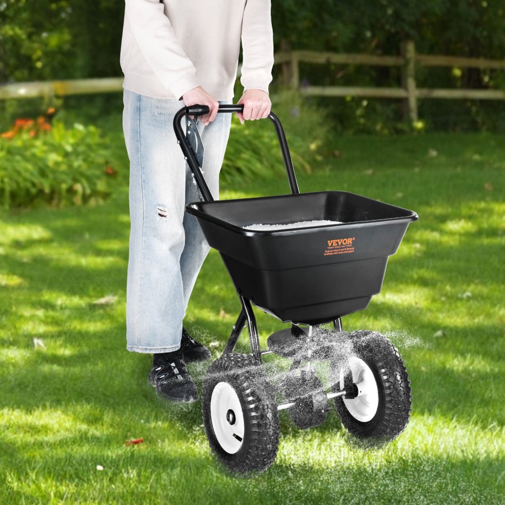 MAIN_21853-4_us-tcsbj80lbs125b0p1v0-original-img-v1-turf-spreader-m100-1-12