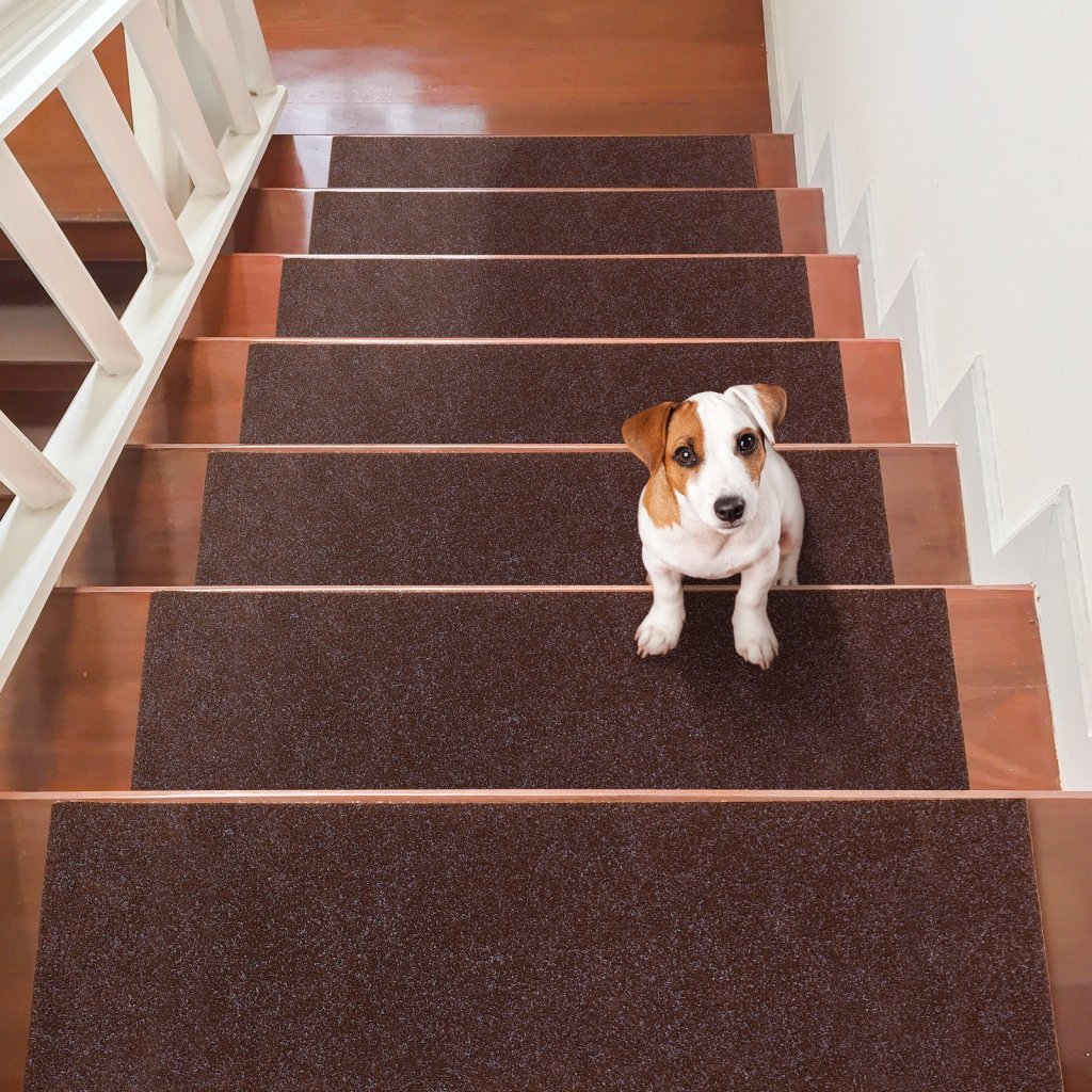 MAIN_15967-11_us-ltfhdcstpr308og3rv0-original-img-v1-stair-carpet-treads-m100-1-2