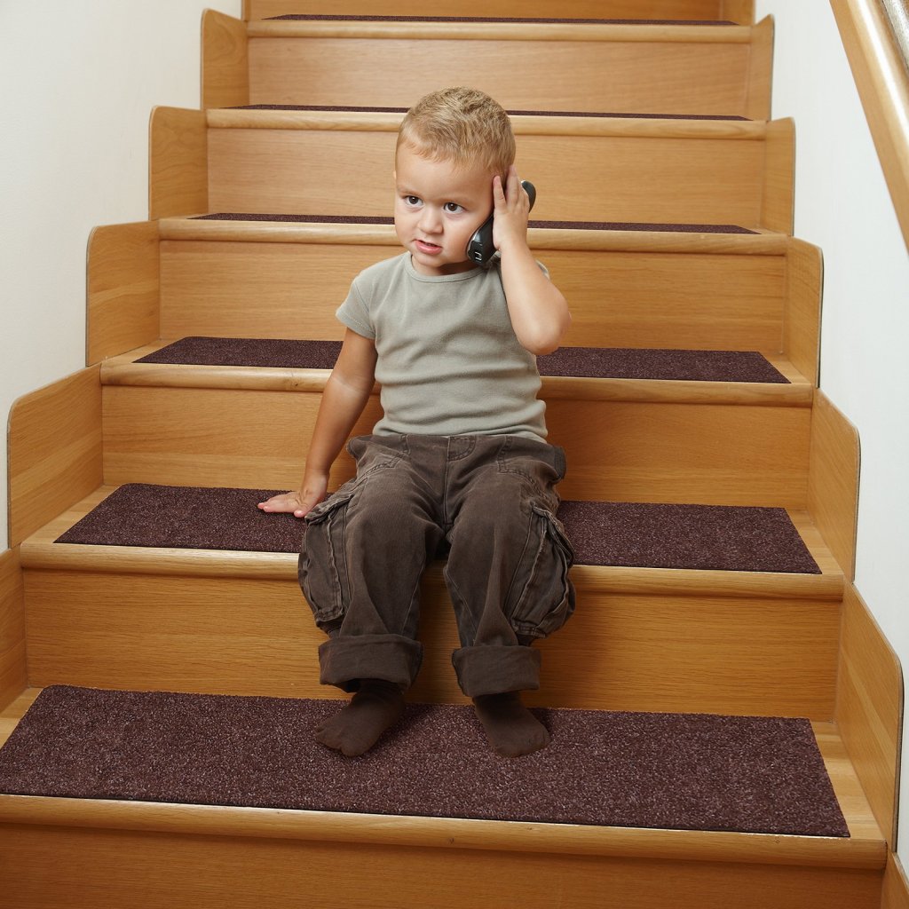 15967-4_us-ltfhdcstpr308og3rv0-original-img-v1-stair-carpet-treads-m100-1-12