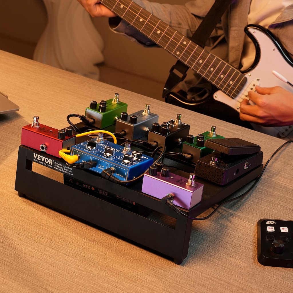 24461-4_us-bddjttbjzhlhrhc9zv0-original-img-v1-guitar-pedal-board-m100-1-12