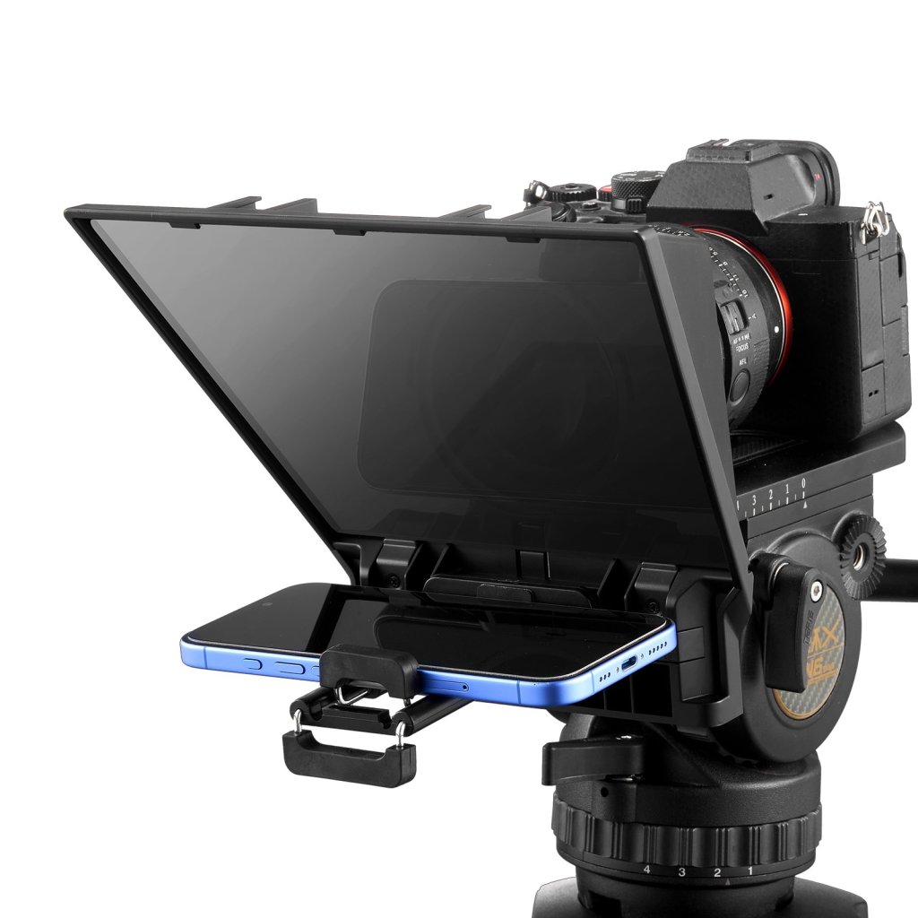 MAIN_25692-3_us-zmstcq8ycdyk5r4mmv0-original-img-v1-prompt-teleprompter-m100-9