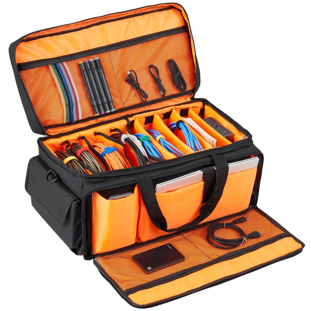 34461_taska-na-dj-kabely--tkanina-1200d-oxford--djske-pouzdro-s-9-odnimatelnymi-delicimi-prepazkami--1-4-m--polstrovany-ramenni-popruh--plastova-spodni-vystelka--59-5-x-29-8-x-30-4-cm--dratene-pouzdro-na-dj-vybaveni--hudebni-prislusenstvi
