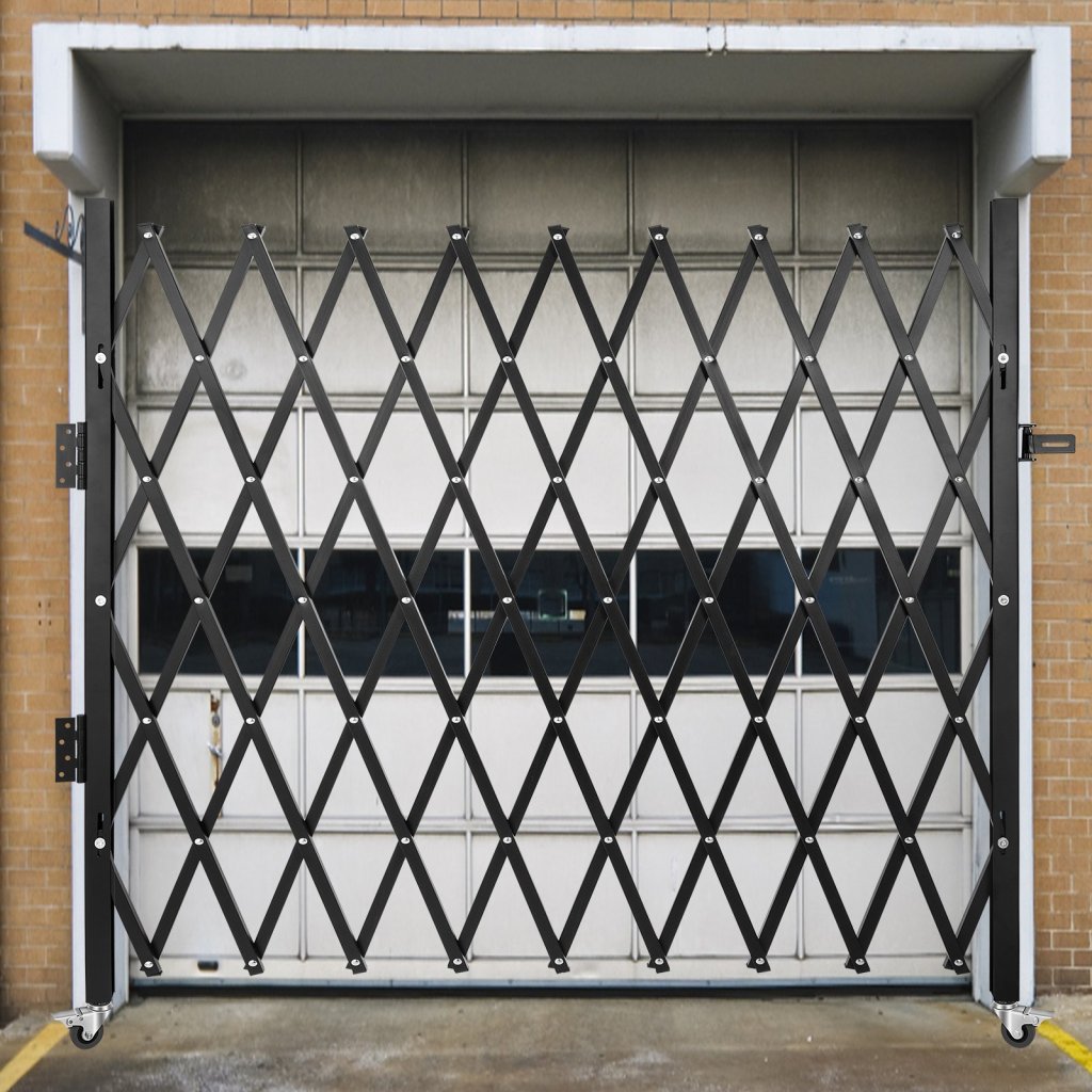 MAIN_21883-4_us-ssfdmdm2x2-28m001v0-original-img-v1-folding-security-gate-m100-1-1