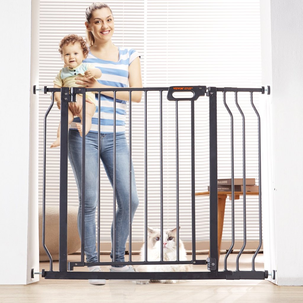 MAIN_22864-9_us-lgxcwzlhs305nz3v3v0-original-img-v2-dog-gate-m100-1-2