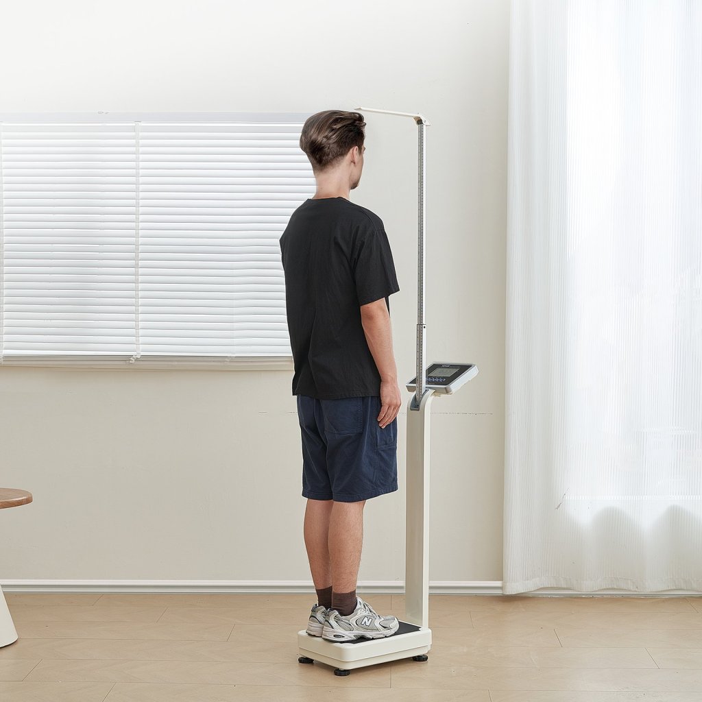 MAIN_23782-3_us-lsdzsysc660l1rig2v2-original-img-v1-professional-physician-scale-m100-1-12