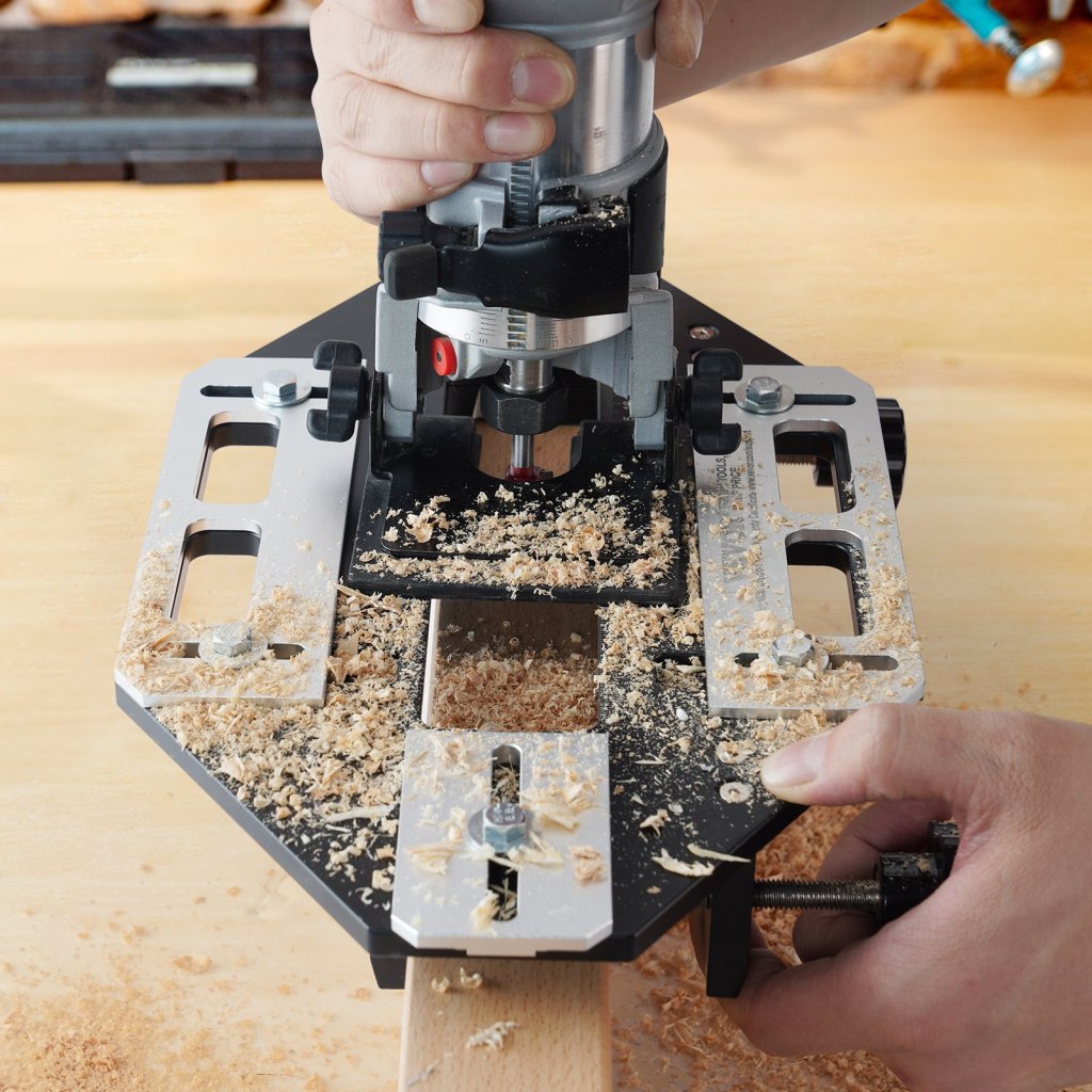 MAIN_27276-4_us-jldwkkqtsjlknlywyv0-original-img-v1-cabinet-hinge-jig-m100-1-12