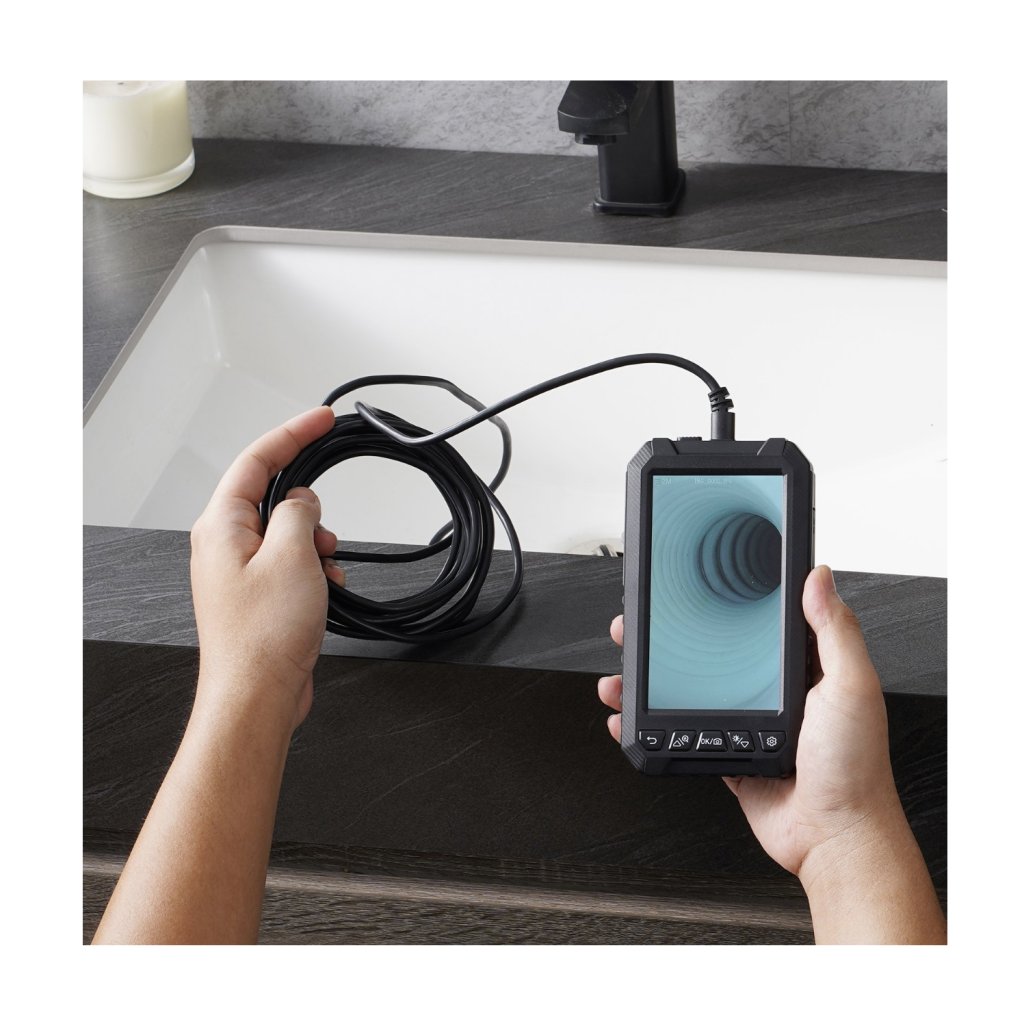 MAIN_28647_endoskopicka-kamera-se-svetly-triple-lens-borescope-16-4ft-kabel-5--obrazovka